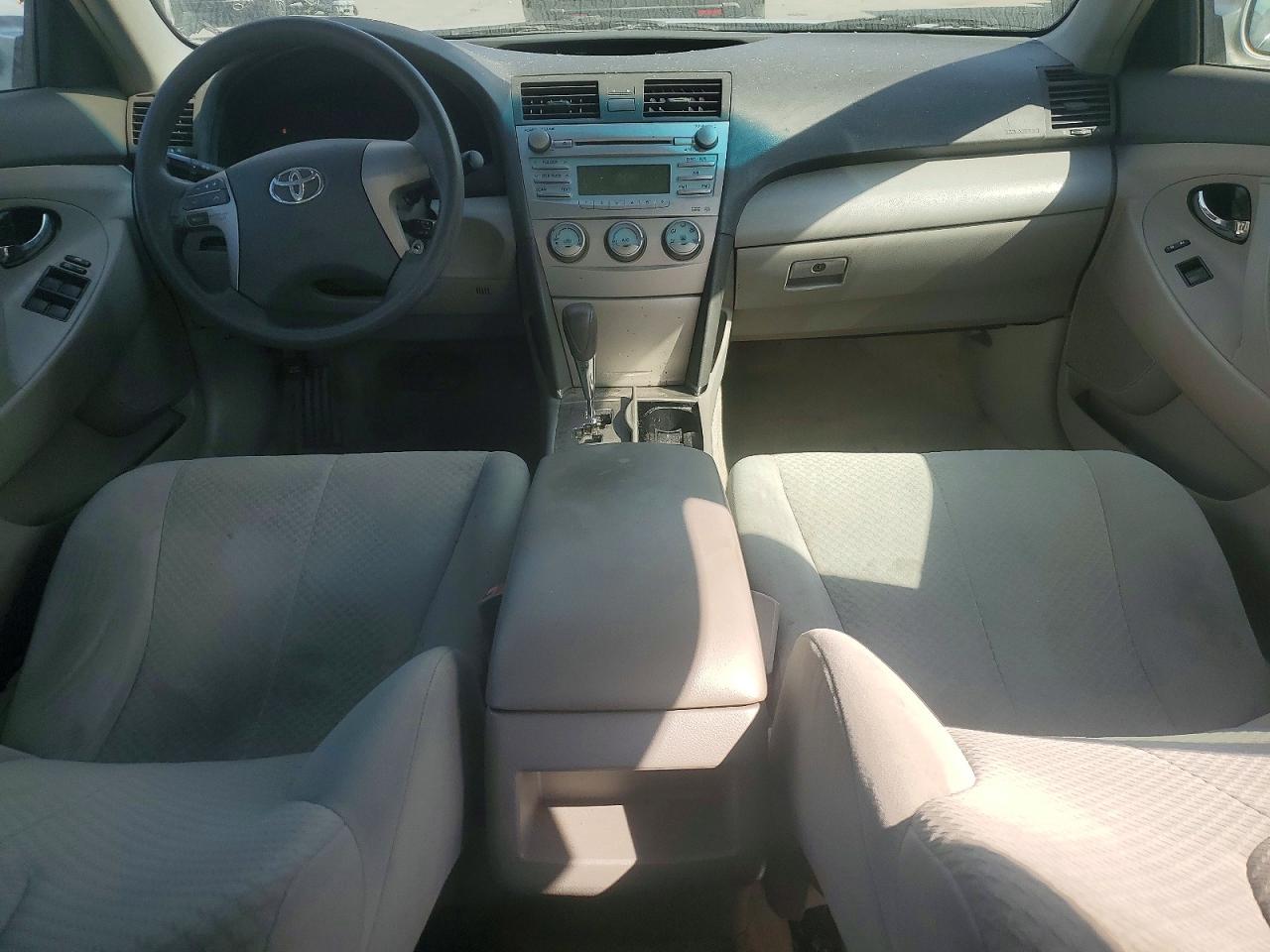 2009 TOYOTA CAMRY BASE photo 8