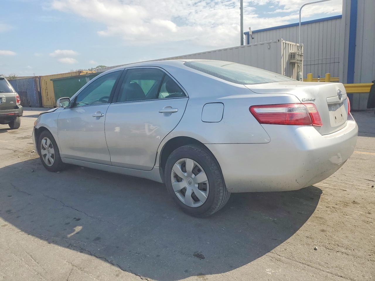 2009 TOYOTA CAMRY BASE photo 2