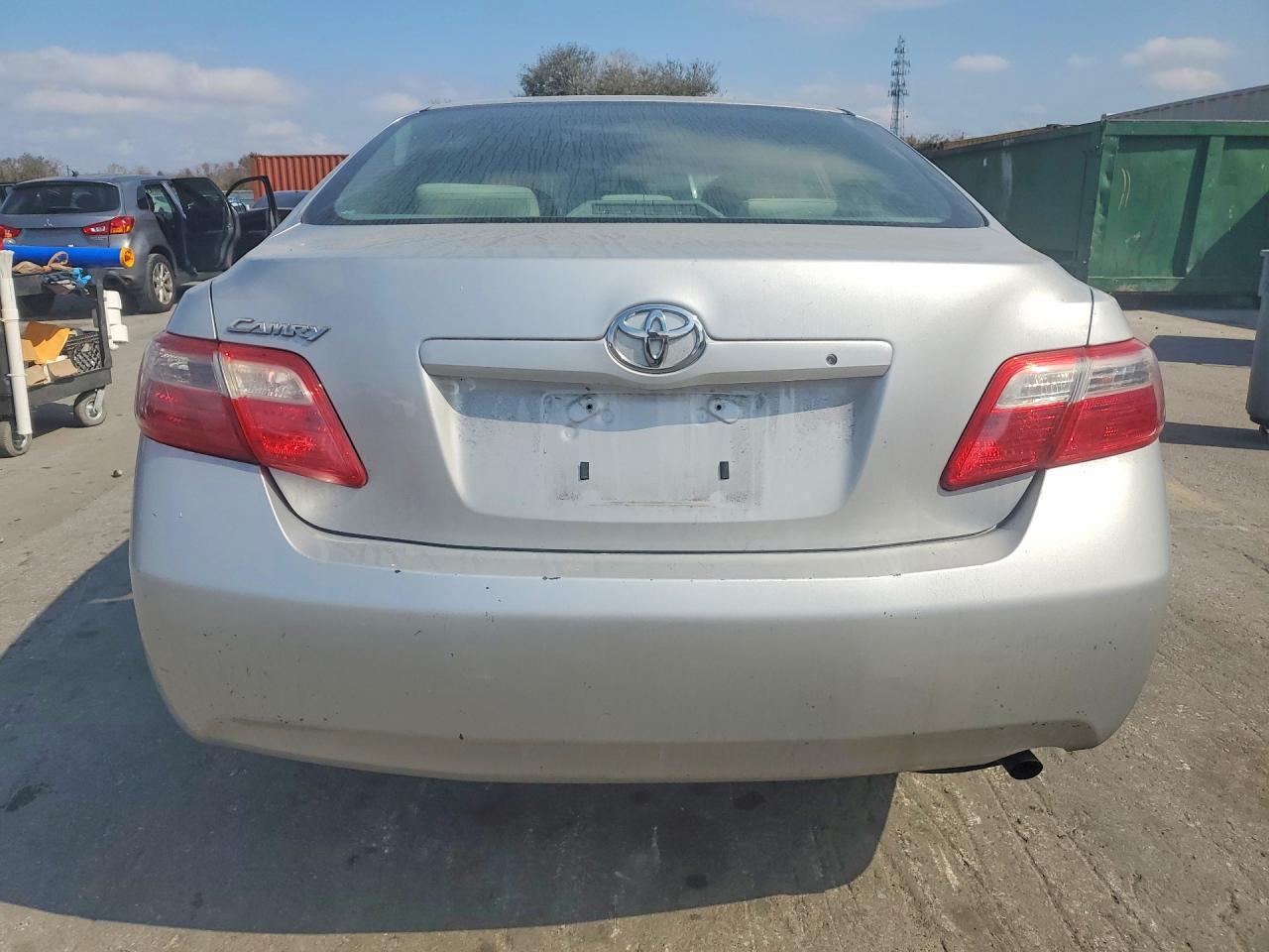 2009 TOYOTA CAMRY BASE photo 6