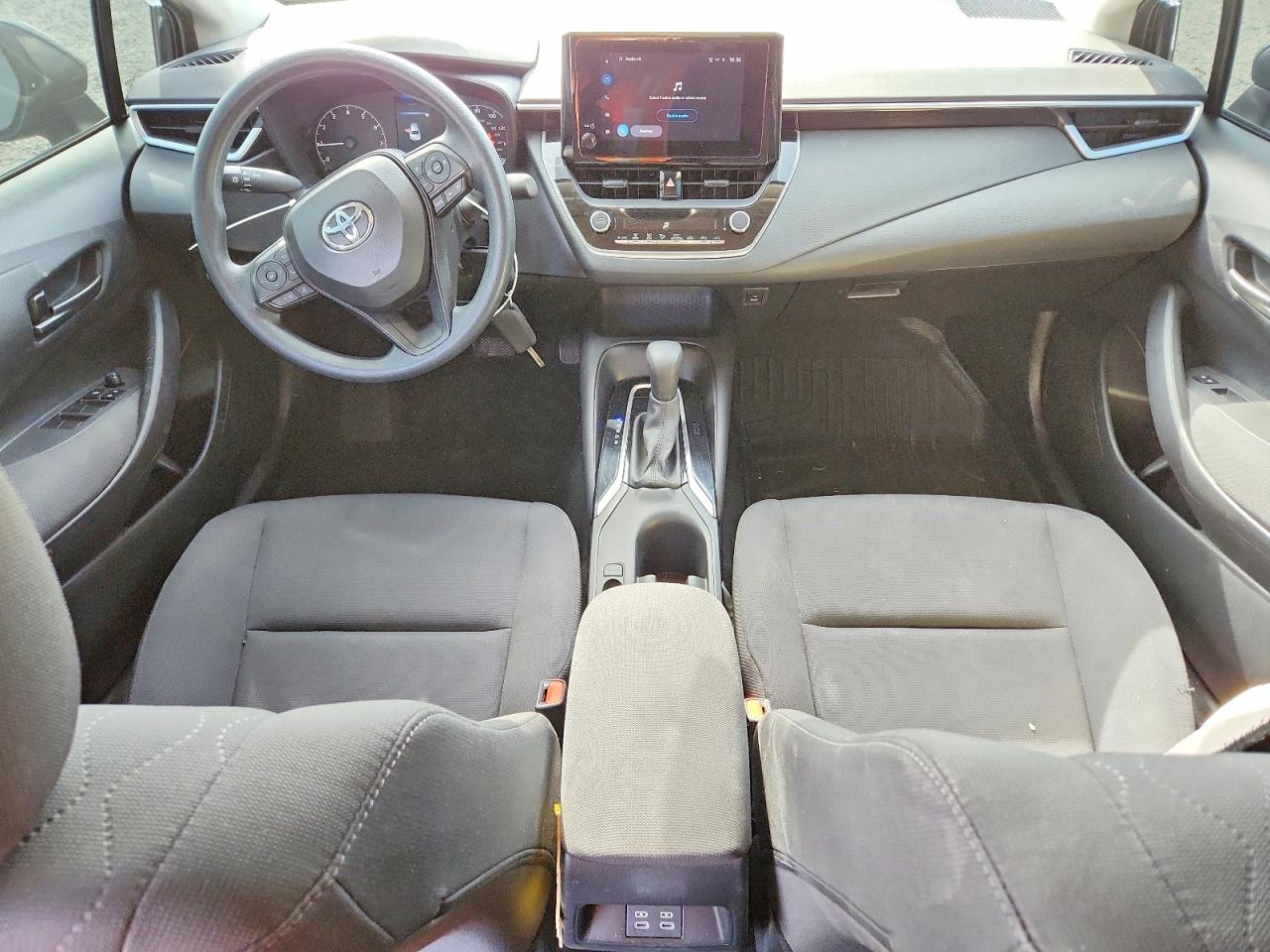 2024 TOYOTA COROLLA LE photo 8