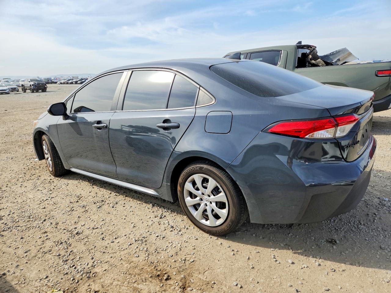 2024 TOYOTA COROLLA LE photo 2