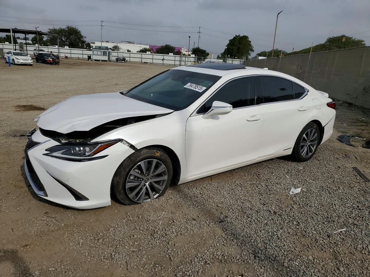 2021 LEXUS ES