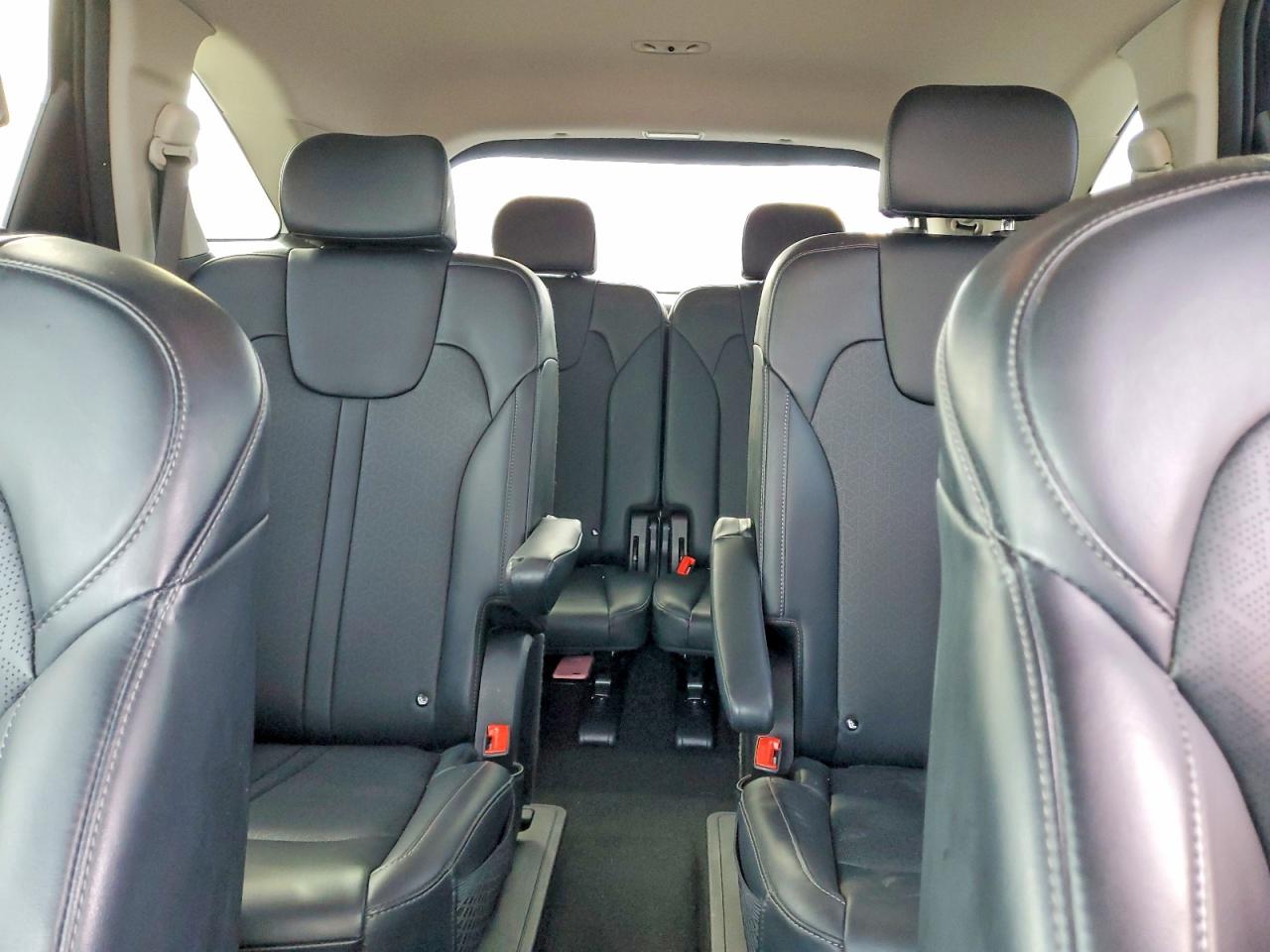 2022 KIA SORENTO S photo 19
