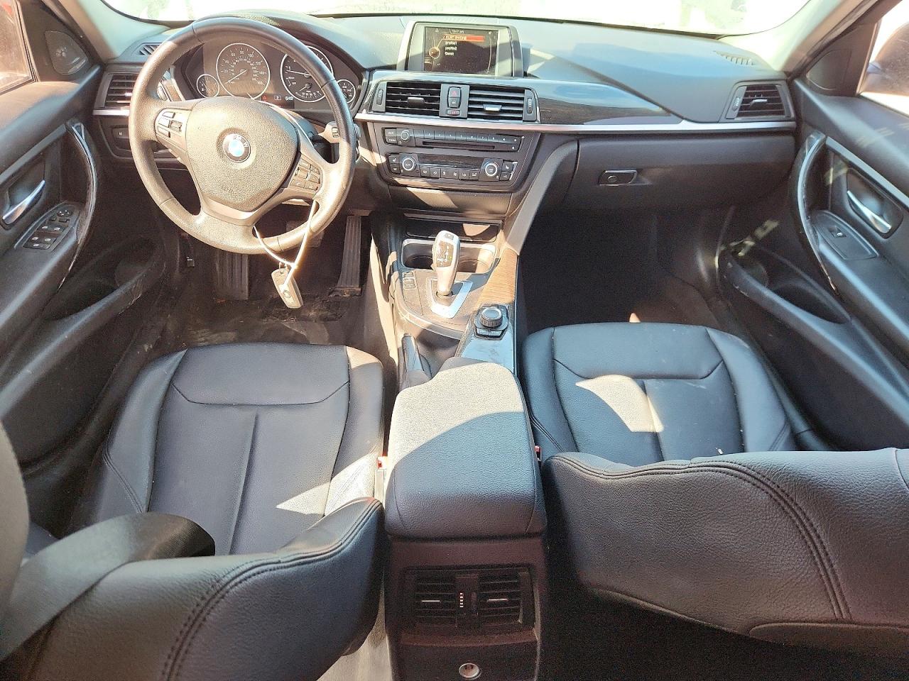 2015 BMW 320 I photo 15