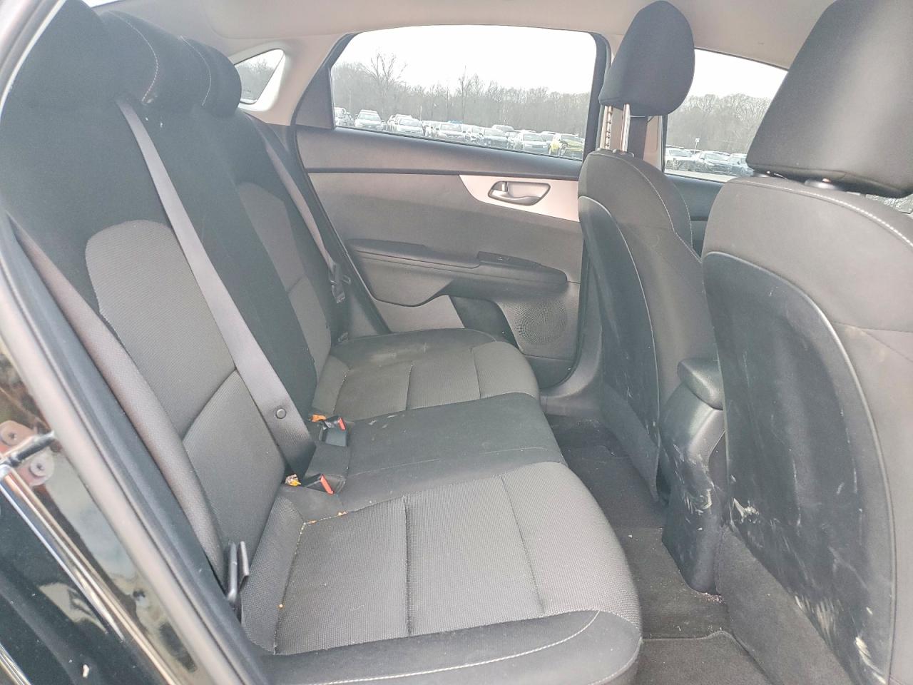 2024 KIA FORTE photo 28