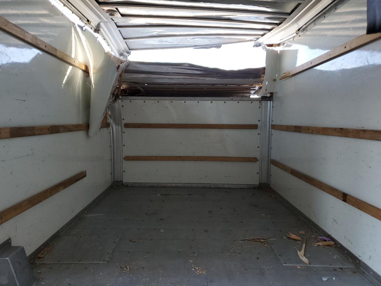 2007 FORD ECONOLINE E450 SUPER DUTY CUTAWAY VAN photo 10