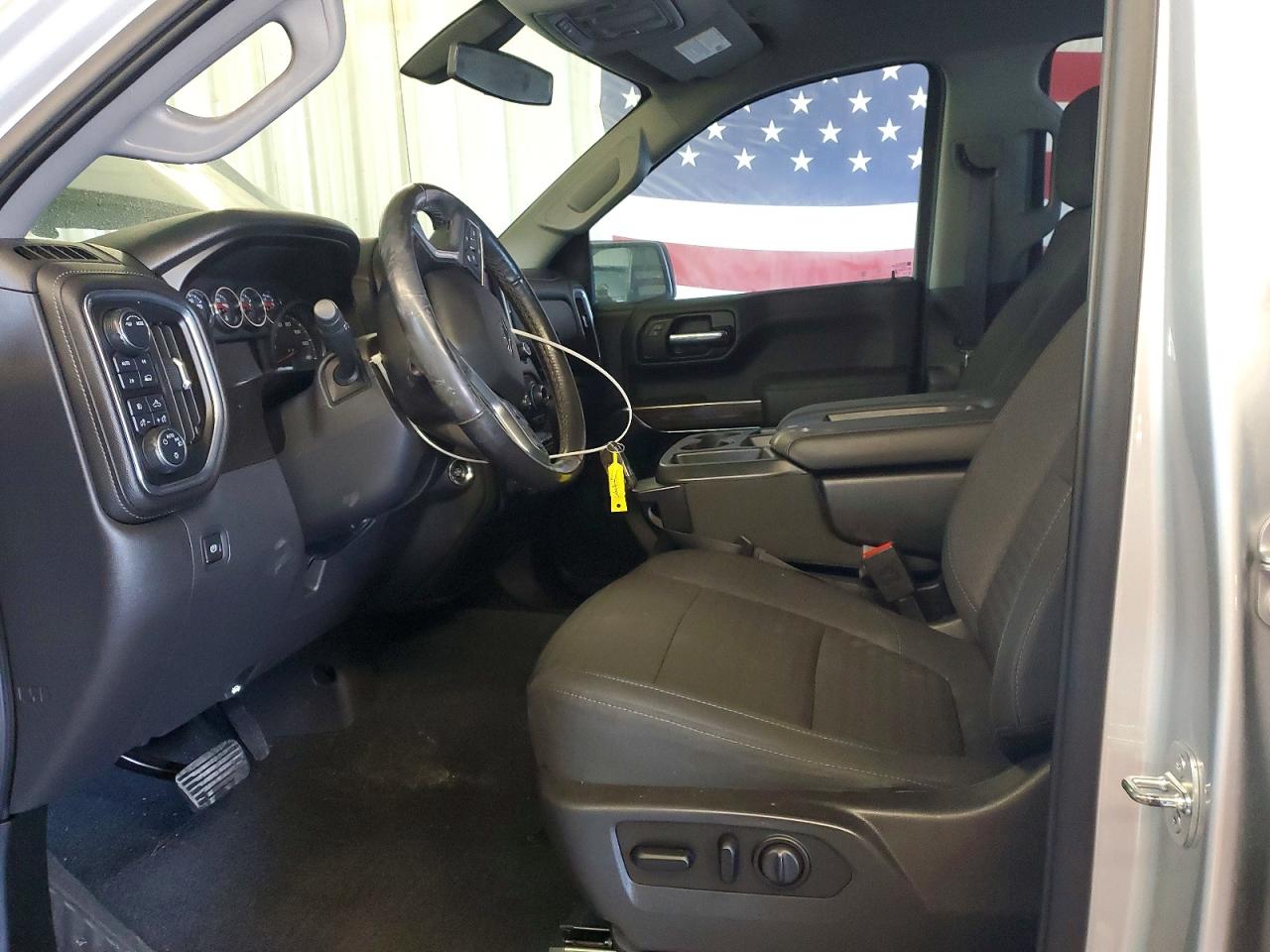 2020 CHEVROLET SILVERADO K1500 RST photo 19