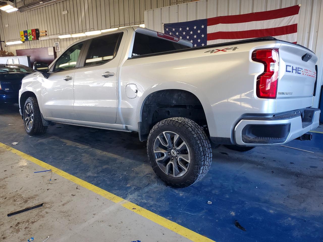 2020 CHEVROLET SILVERADO K1500 RST photo 4