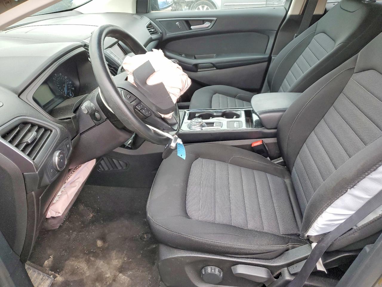 2019 FORD EDGE SE photo 19