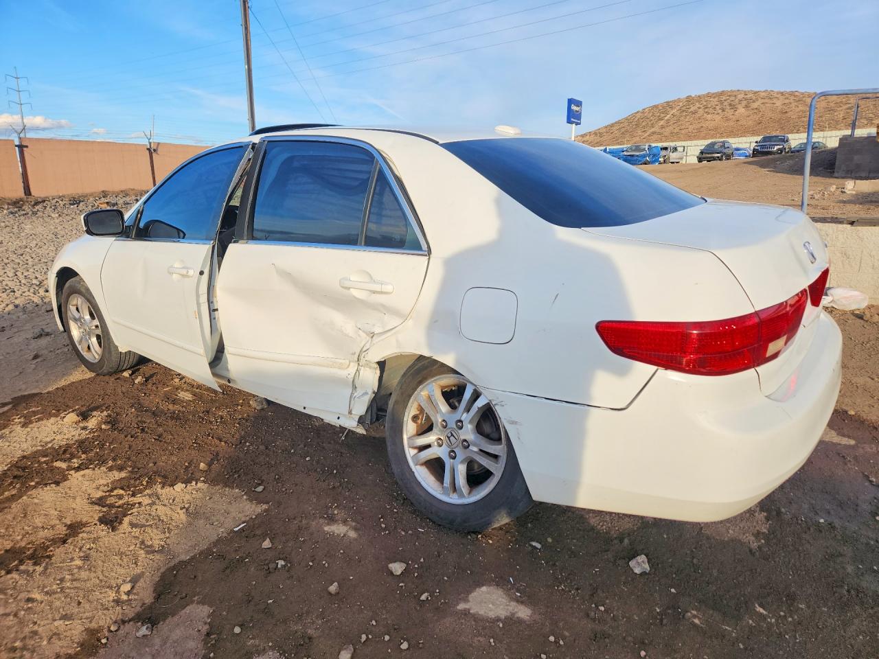 2005 HONDA ACCORD EX photo 2