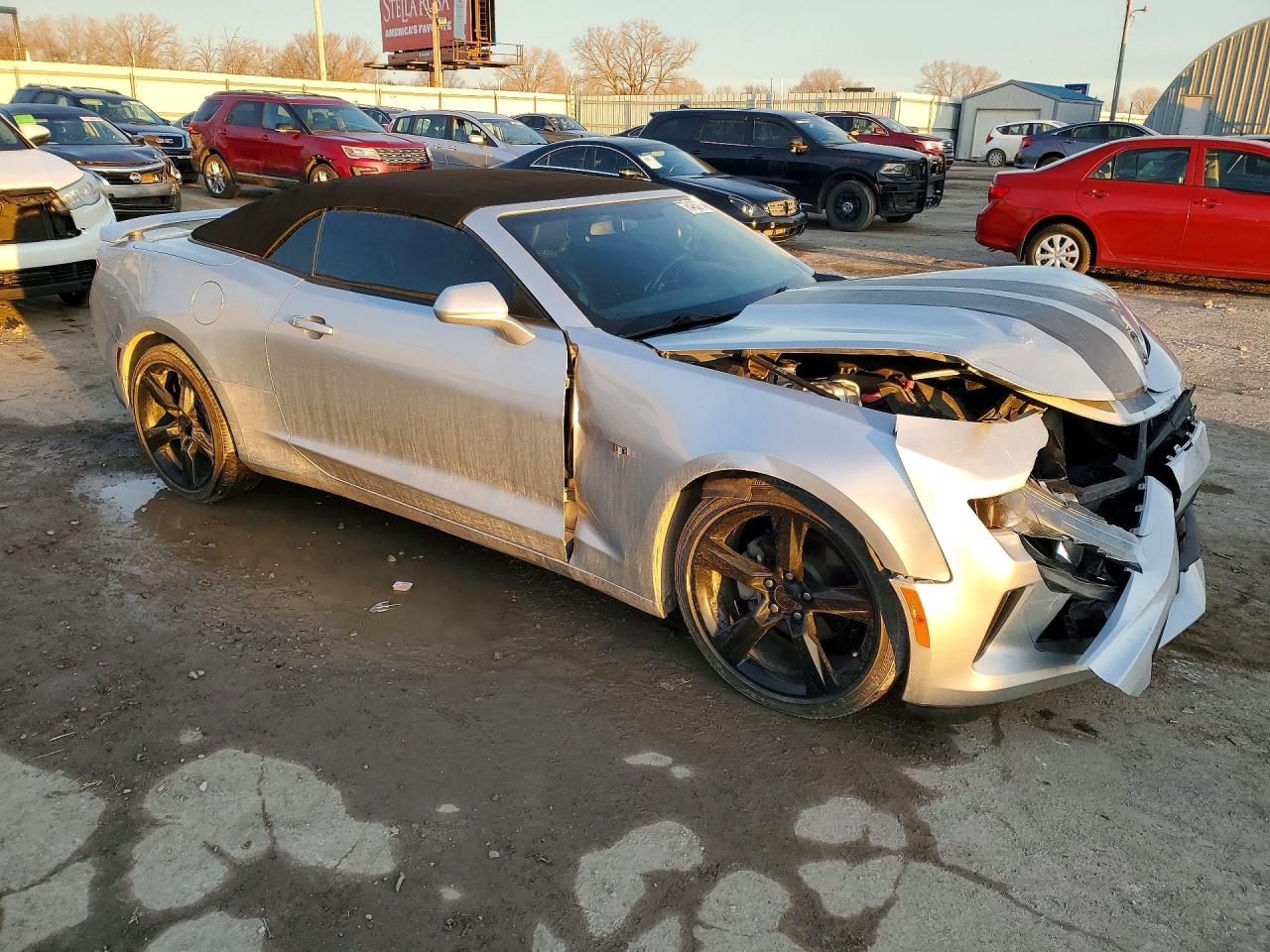 2017 CHEVROLET CAMARO LT photo 4
