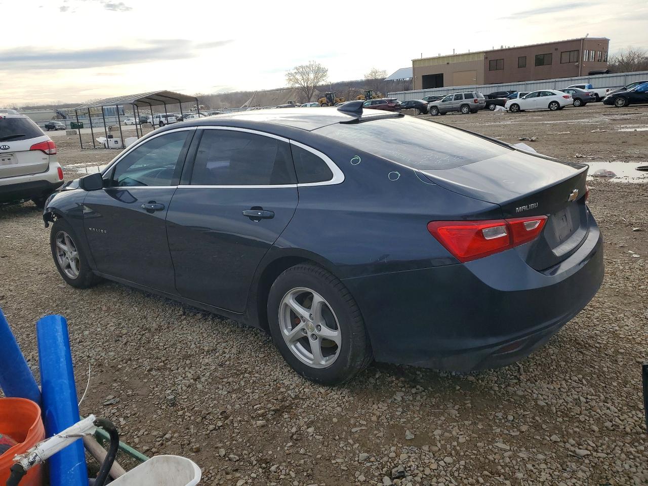 2016 CHEVROLET MALIBU LS photo 2