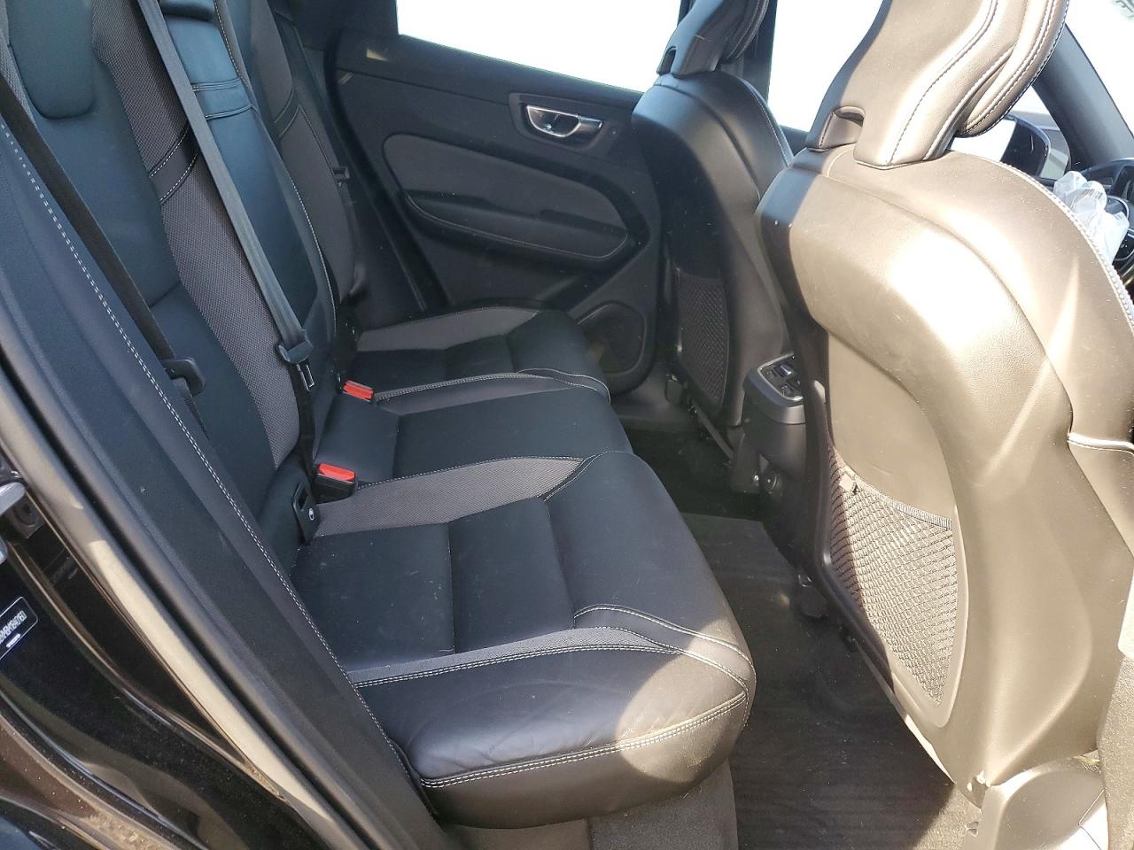 2021 VOLVO XC60 T5 R-DESIGN photo 31