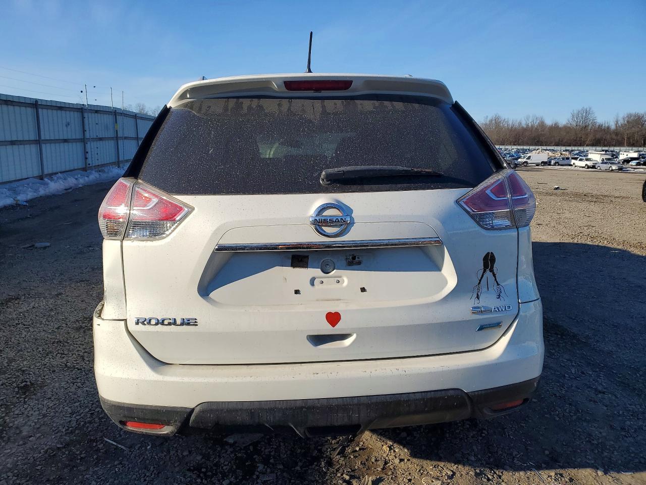 2014 NISSAN ROGUE SL photo 6