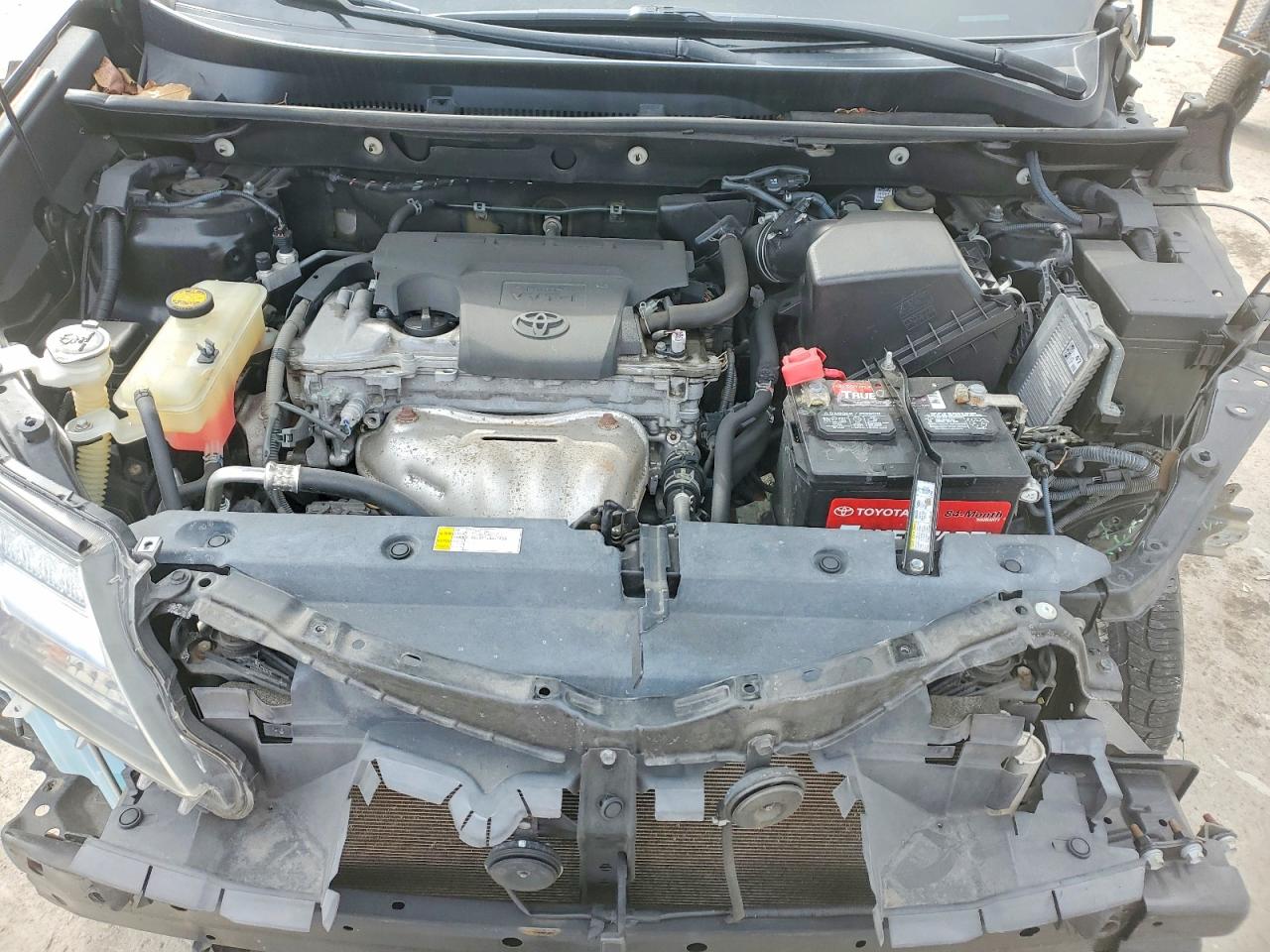 2015 TOYOTA RAV4 LE photo 12