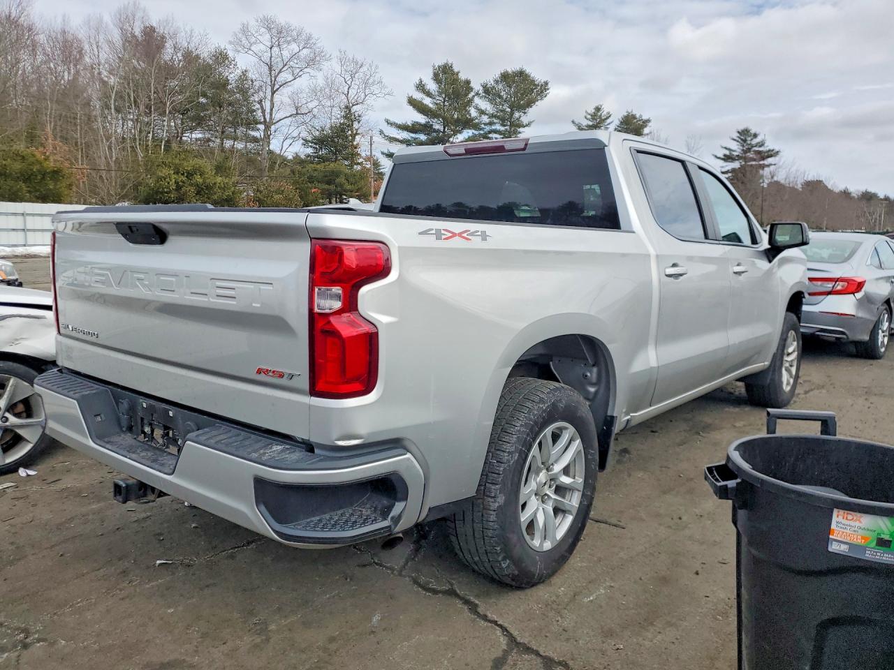 2019 CHEVROLET SILVERADO K1500 RST photo 5