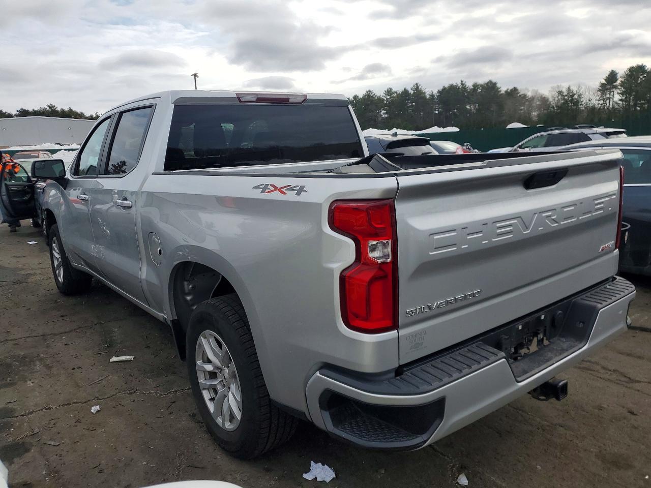 2019 CHEVROLET SILVERADO K1500 RST photo 3