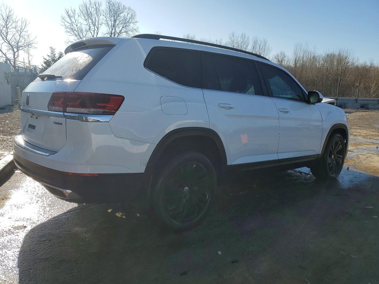 2023 VOLKSWAGEN ATLAS SE photo 5