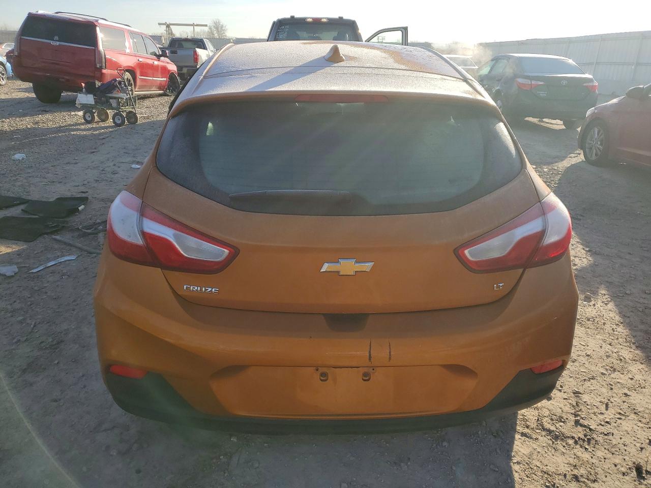 2017 CHEVROLET CRUZE LT photo 6