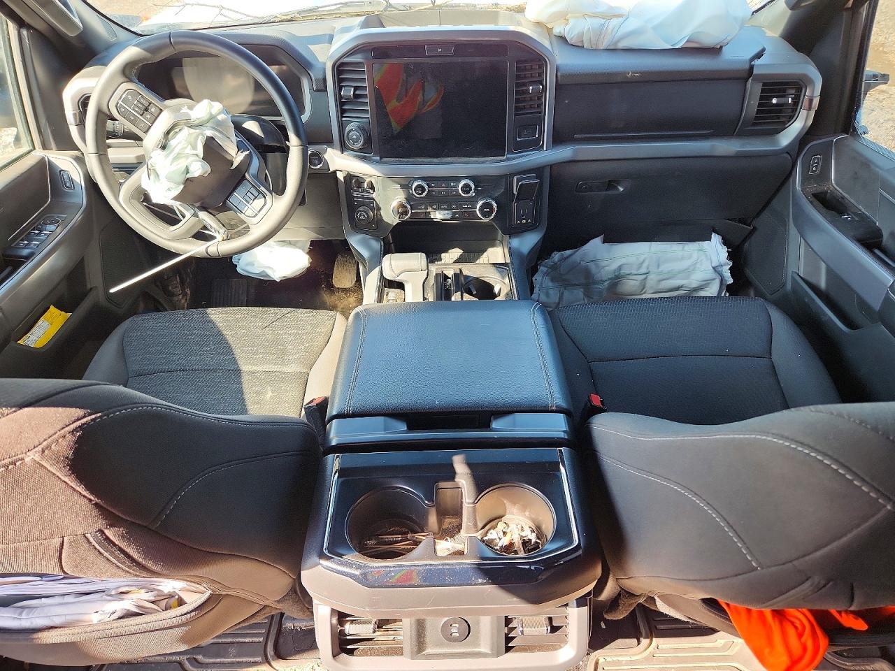 2025 FORD F150 XLT photo 15