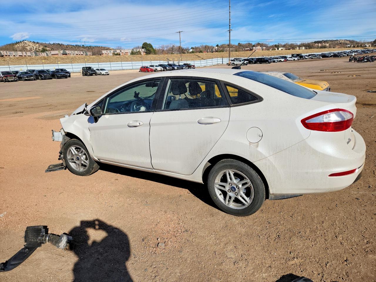 2019 FORD FIESTA SE photo 4