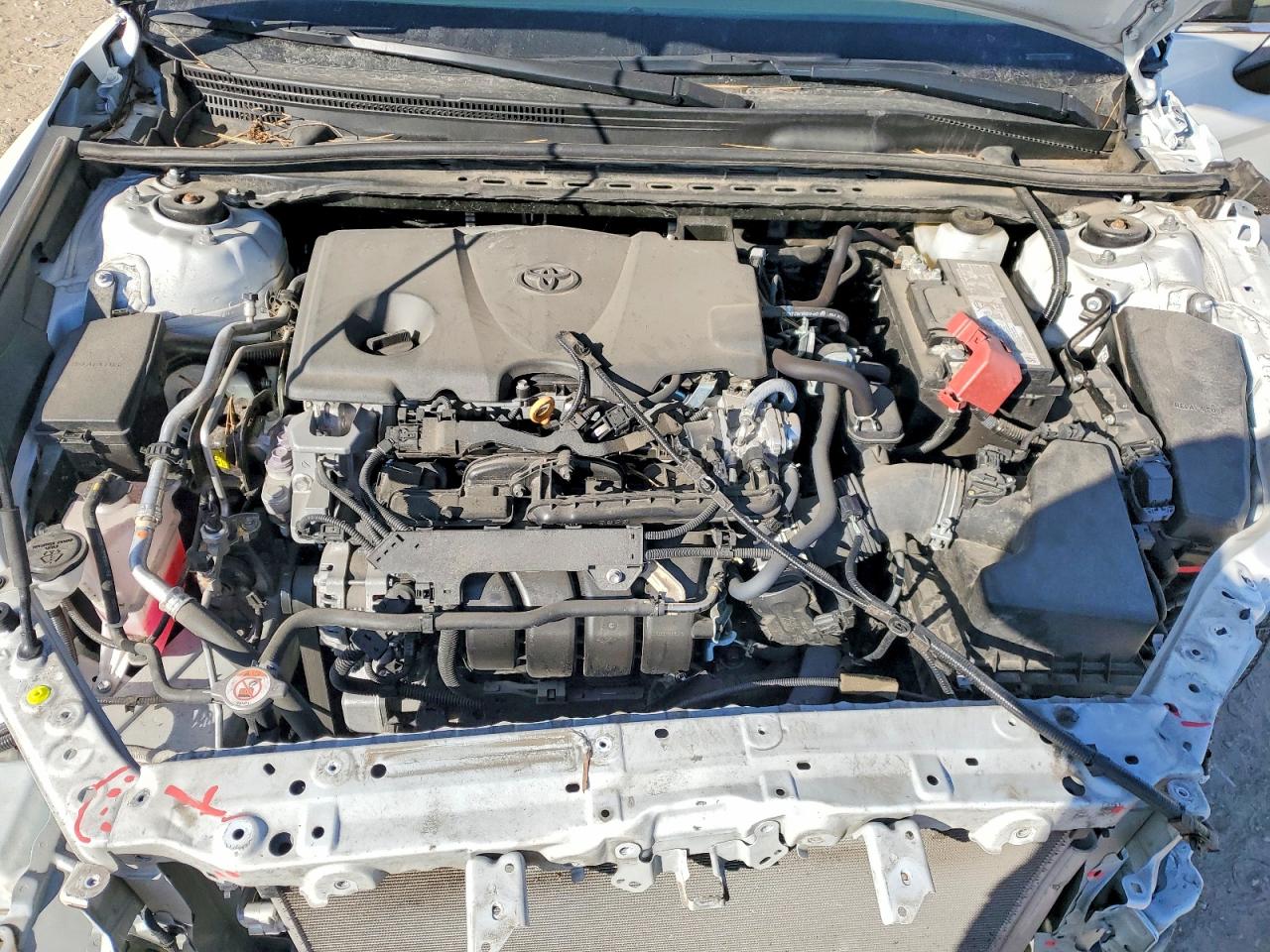 2024 TOYOTA CAMRY XLE photo 11