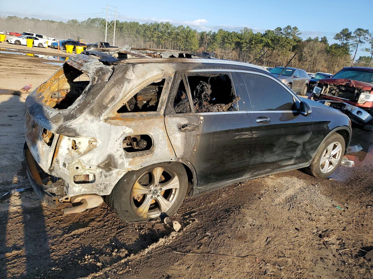 2018 MERCEDES-BENZ GLC 300 photo 3