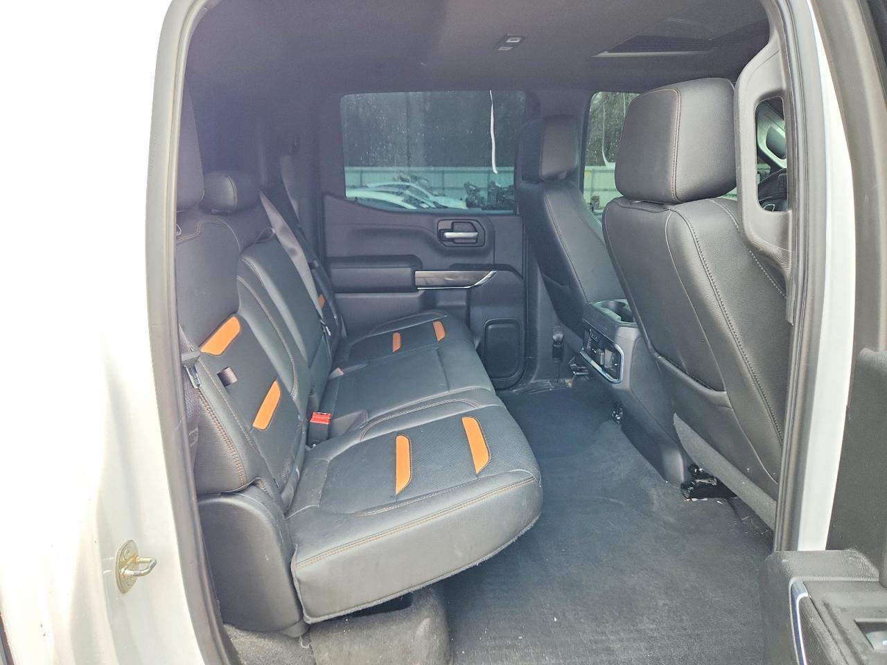 2021 GMC SIERRA K1500 AT4 photo 10