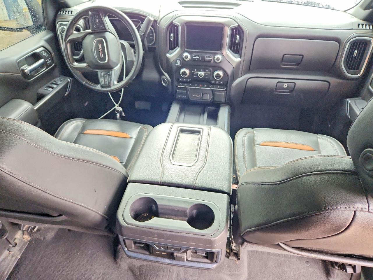 2021 GMC SIERRA K1500 AT4 photo 8