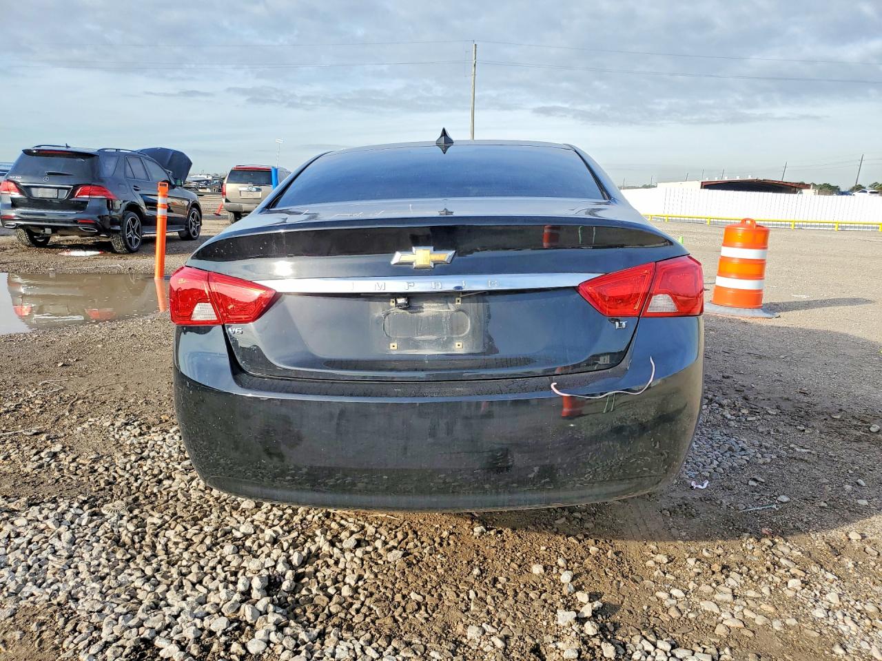 2018 CHEVROLET IMPALA LT photo 11