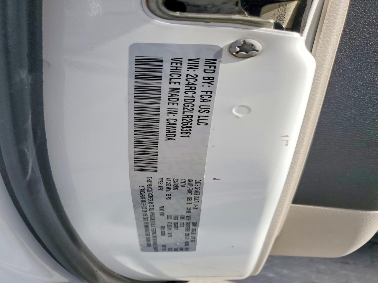 2020 CHRYSLER VOYAGER LXI photo 13