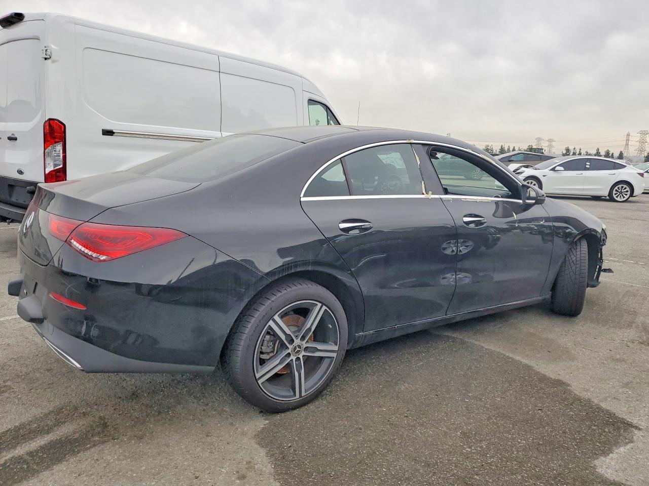 2021 MERCEDES-BENZ CLA 250 photo 3