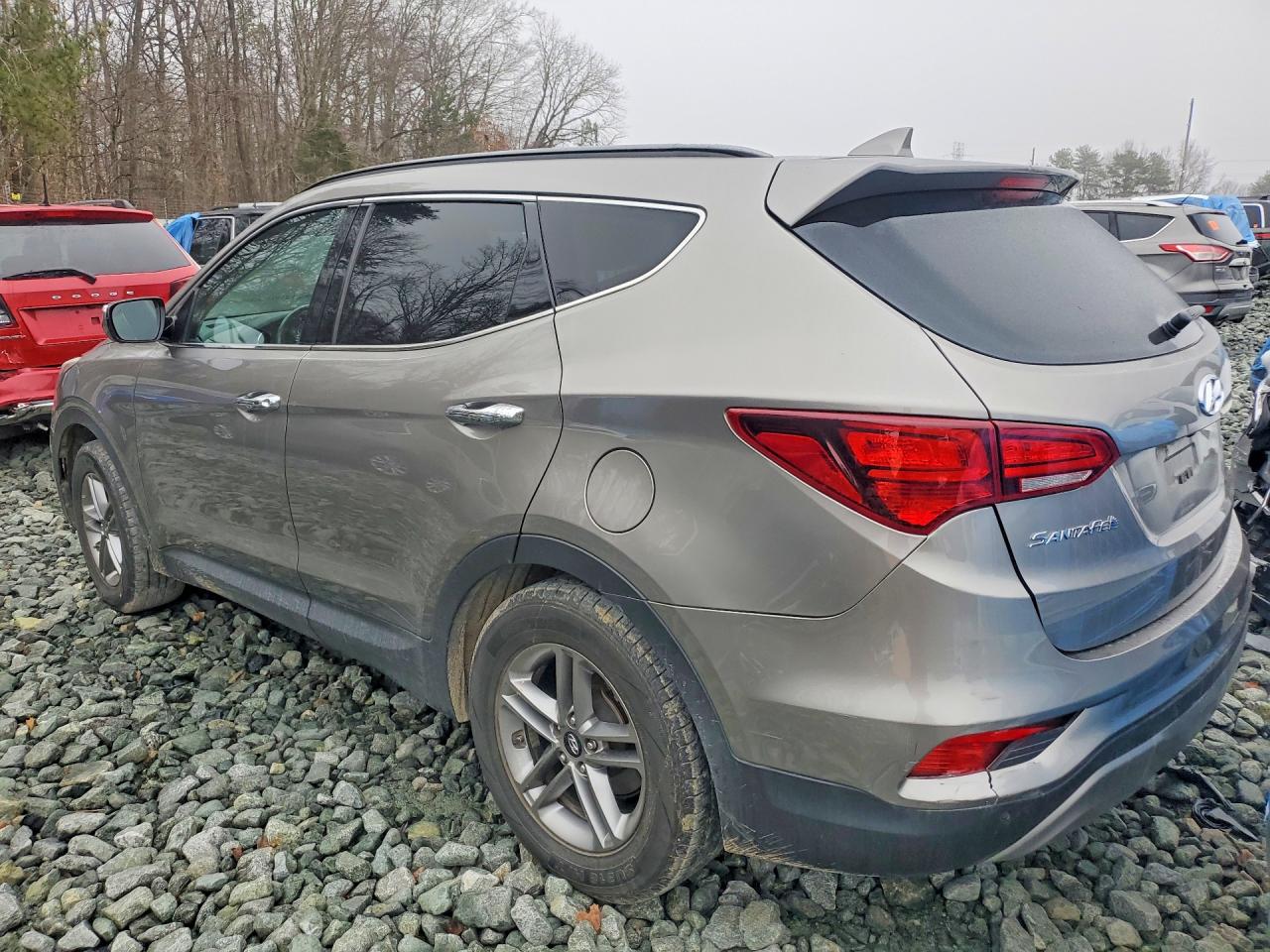 2017 HYUNDAI SANTA FE SPORT photo 2