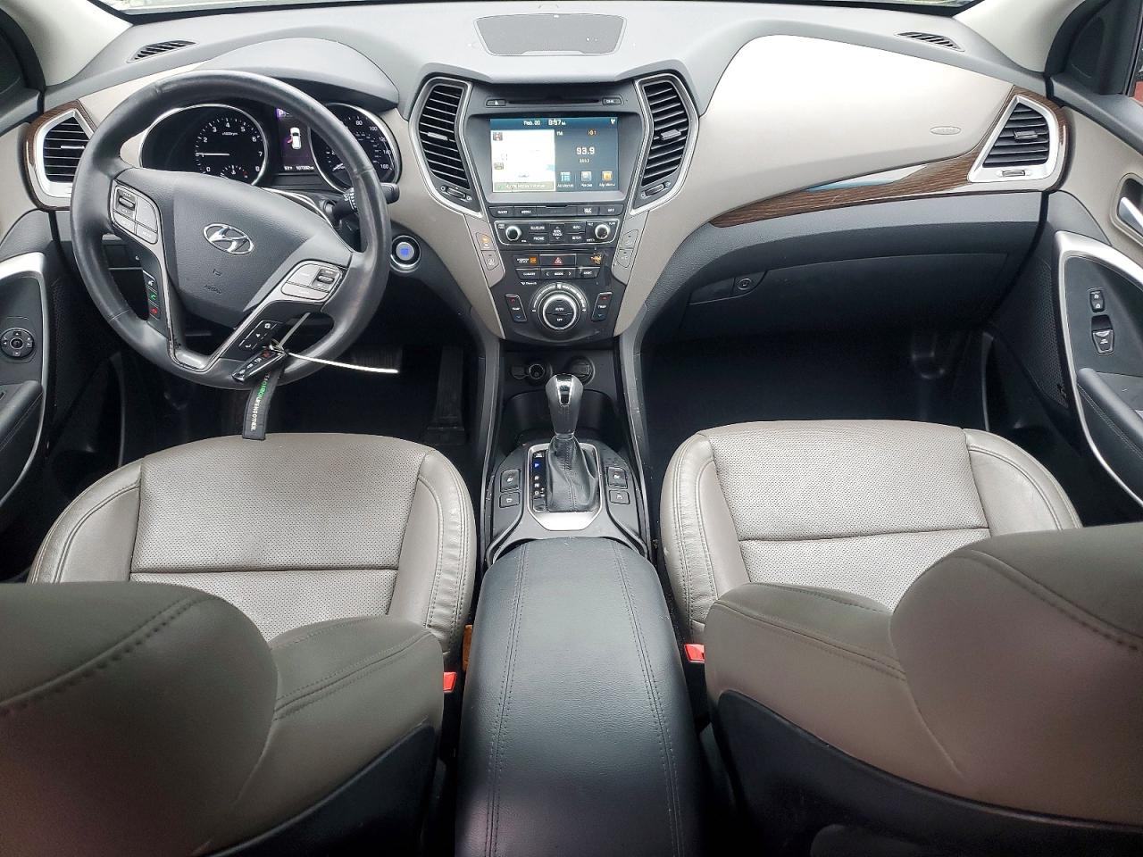 2017 HYUNDAI SANTA FE SPORT photo 8