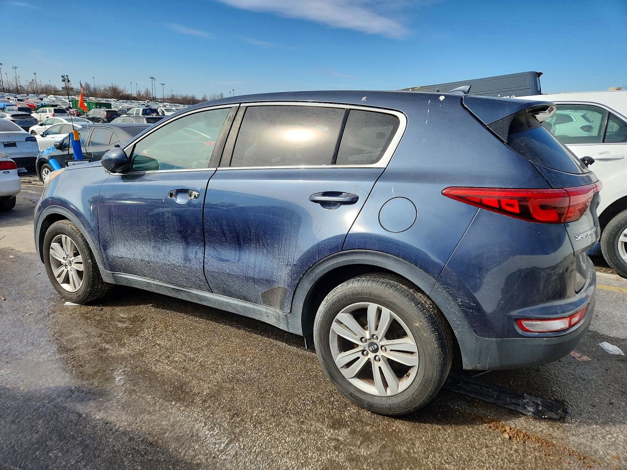 2017 KIA SPORTAGE LX photo 3