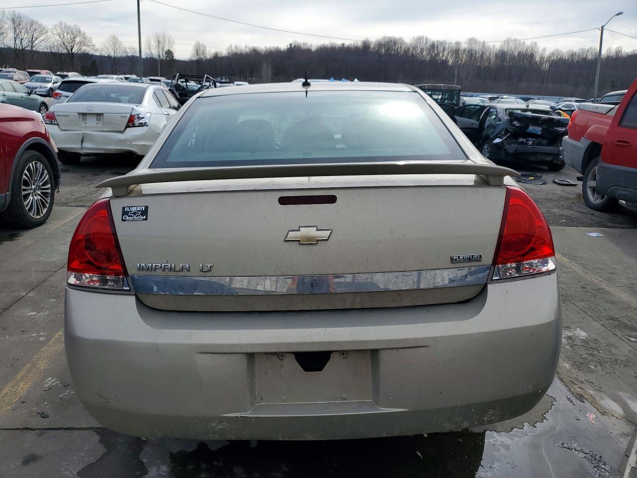 2011 CHEVROLET IMPALA LT photo 11