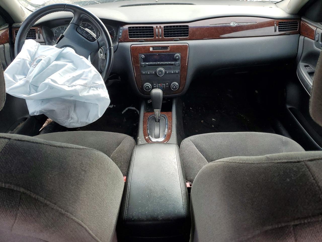 2011 CHEVROLET IMPALA LT photo 15