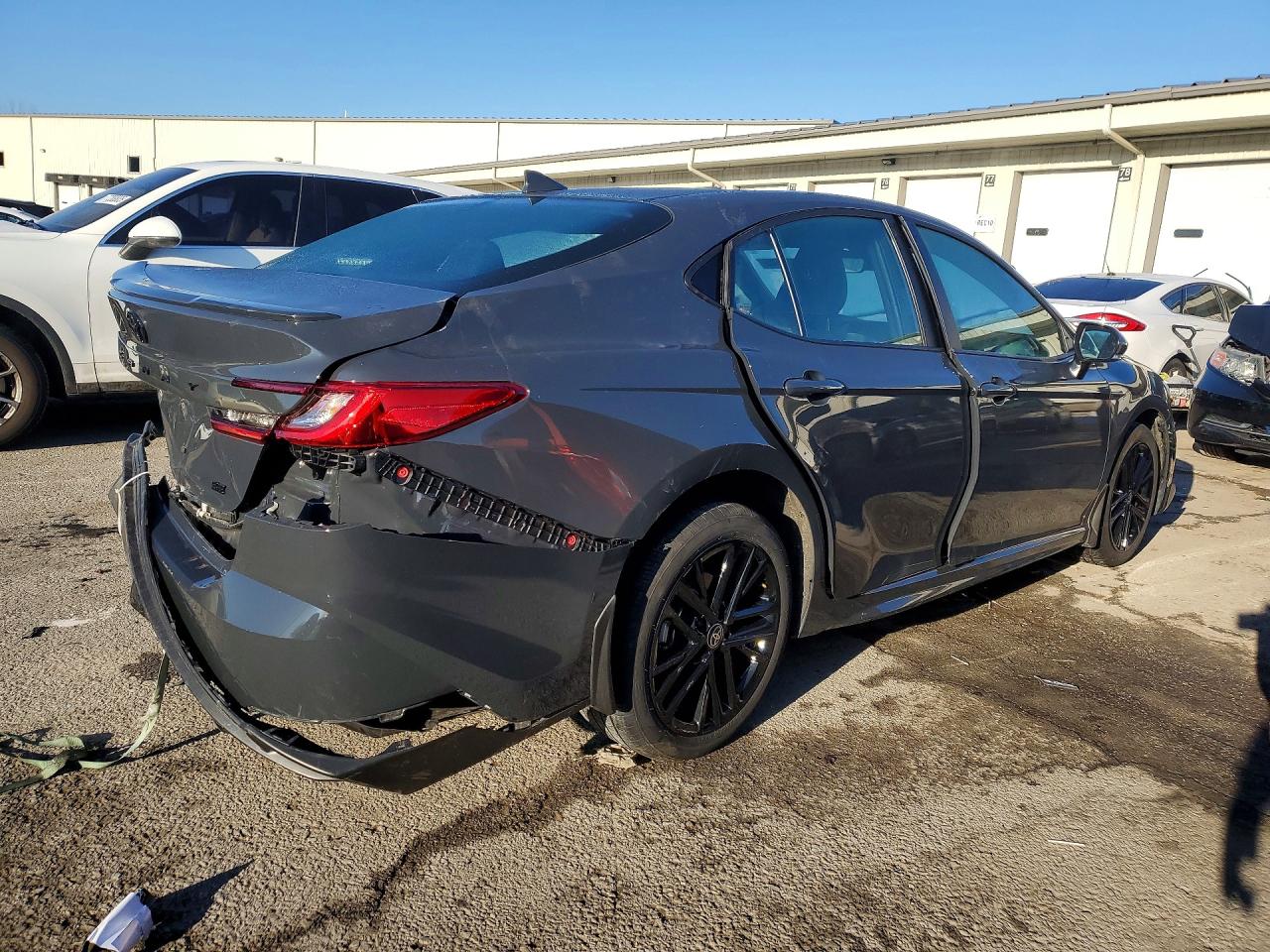 2025 TOYOTA CAMRY XSE photo 3