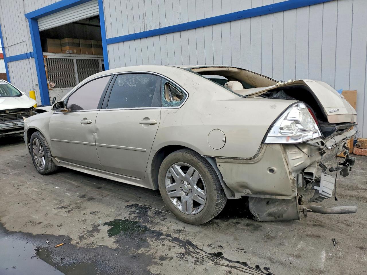 2012 CHEVROLET IMPALA LT photo 3