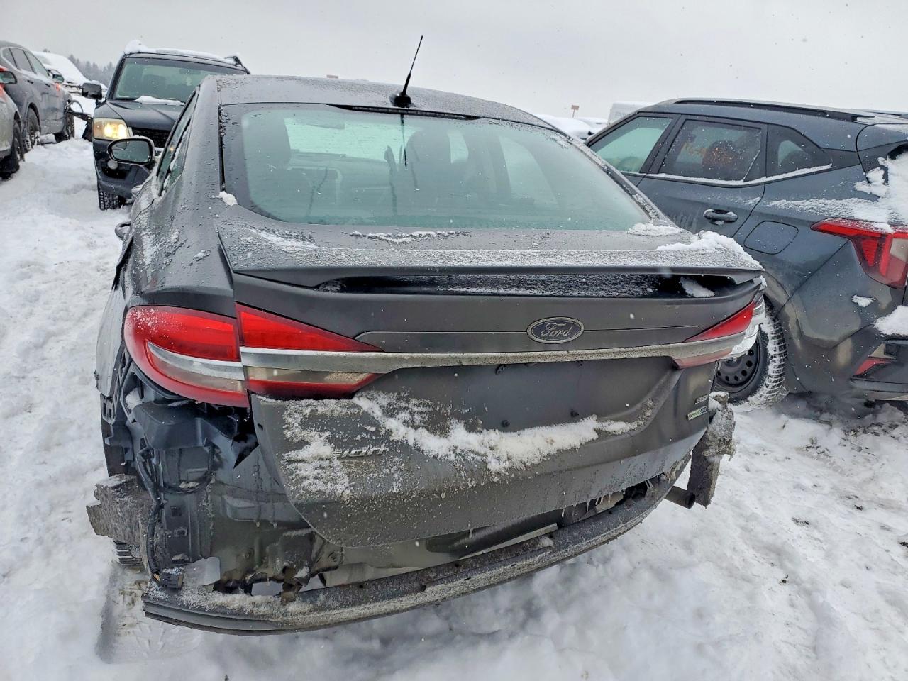 2017 FORD FUSION SE photo 6