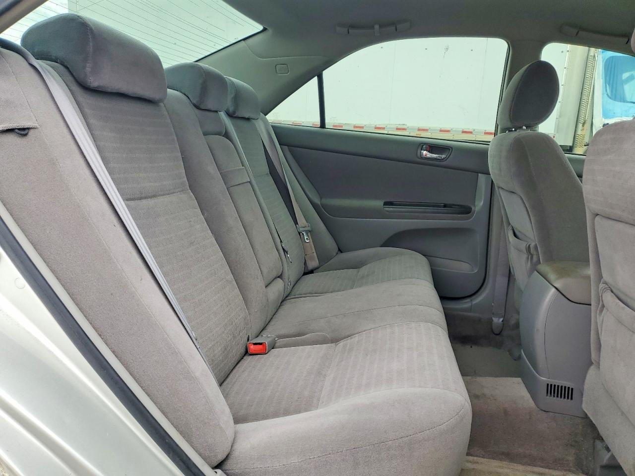 2005 TOYOTA CAMRY photo 10