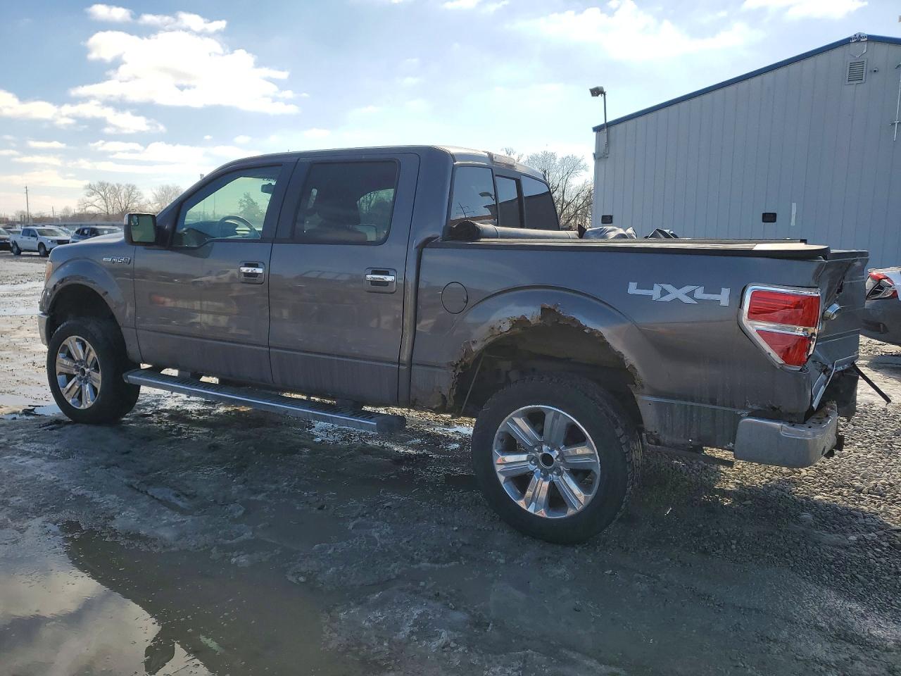 2011 FORD F150 SUPERCREW photo 2