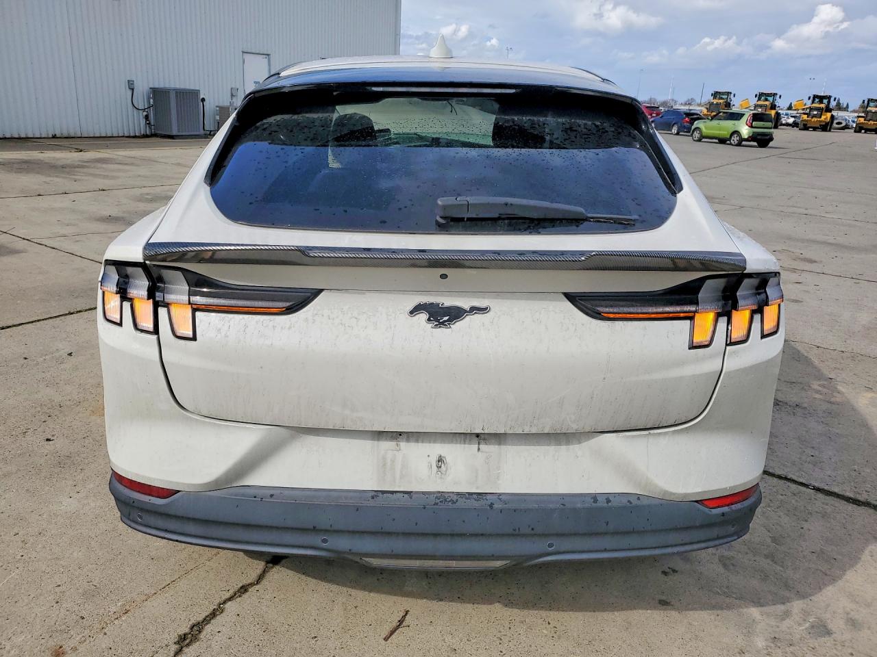 2021 FORD MUSTANG MACH-E SELECT photo 11