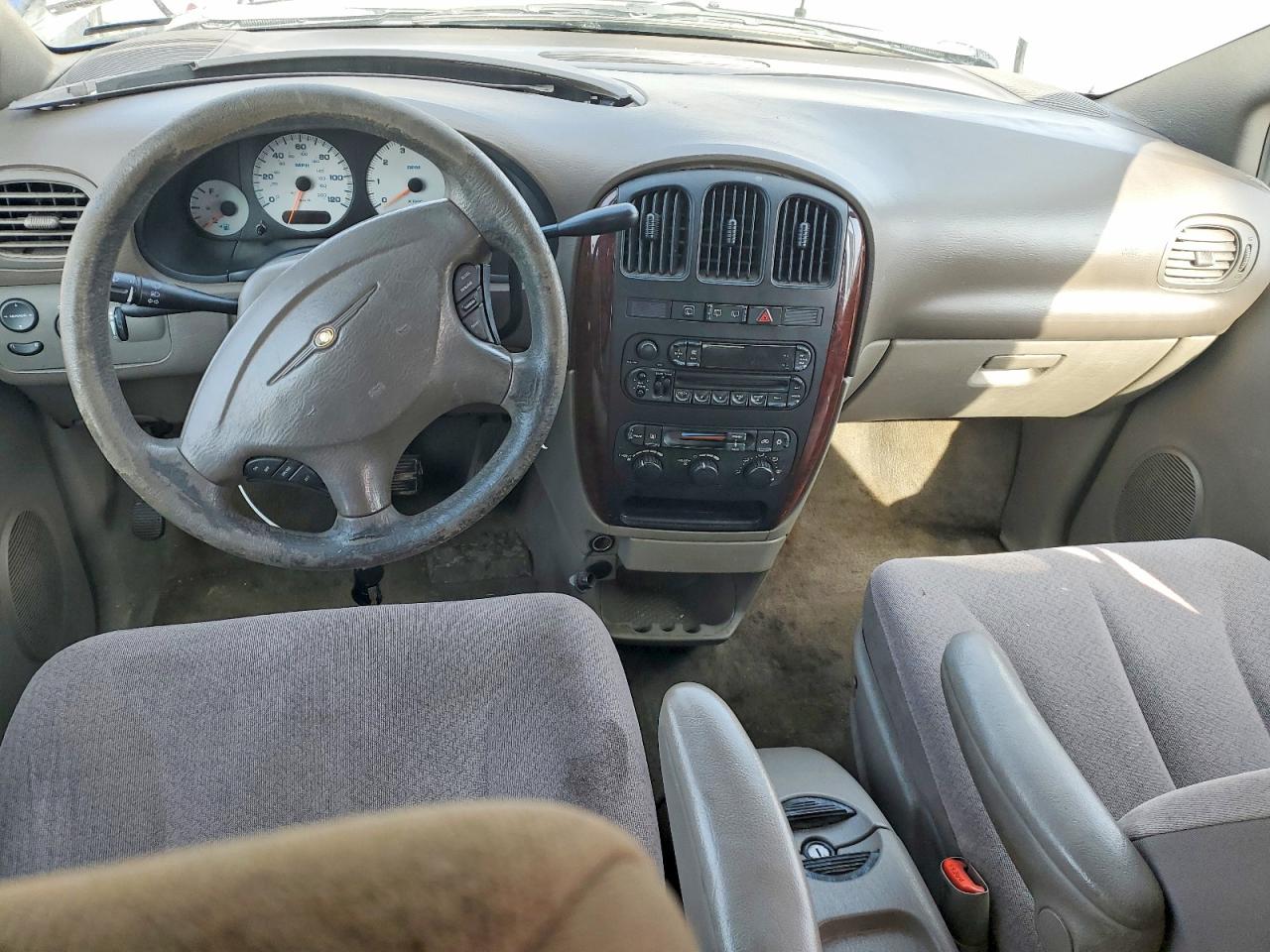 2003 CHRYSLER TOWN & COUNTRY photo 15