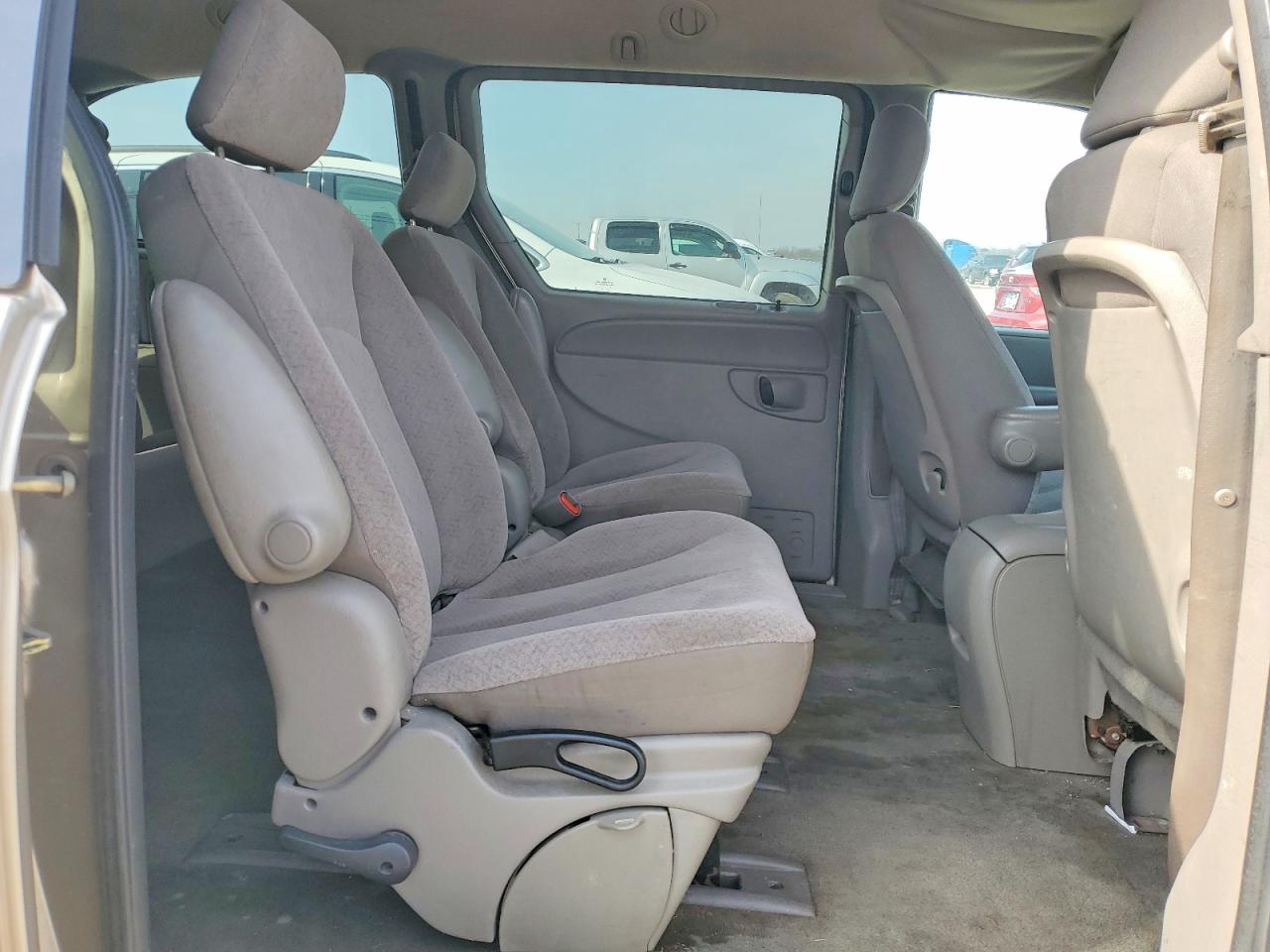 2003 CHRYSLER TOWN & COUNTRY photo 21
