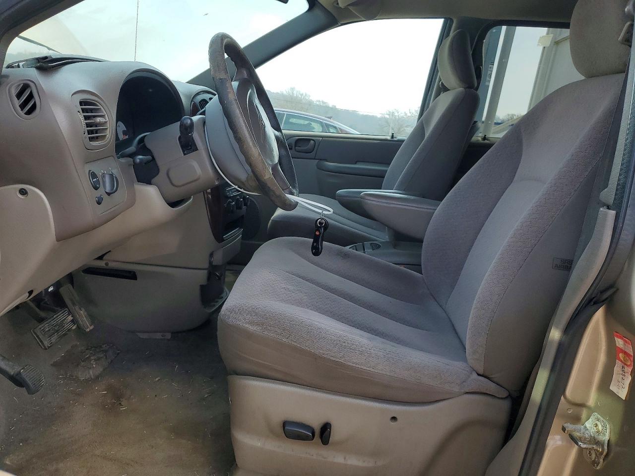 2003 CHRYSLER TOWN & COUNTRY photo 13