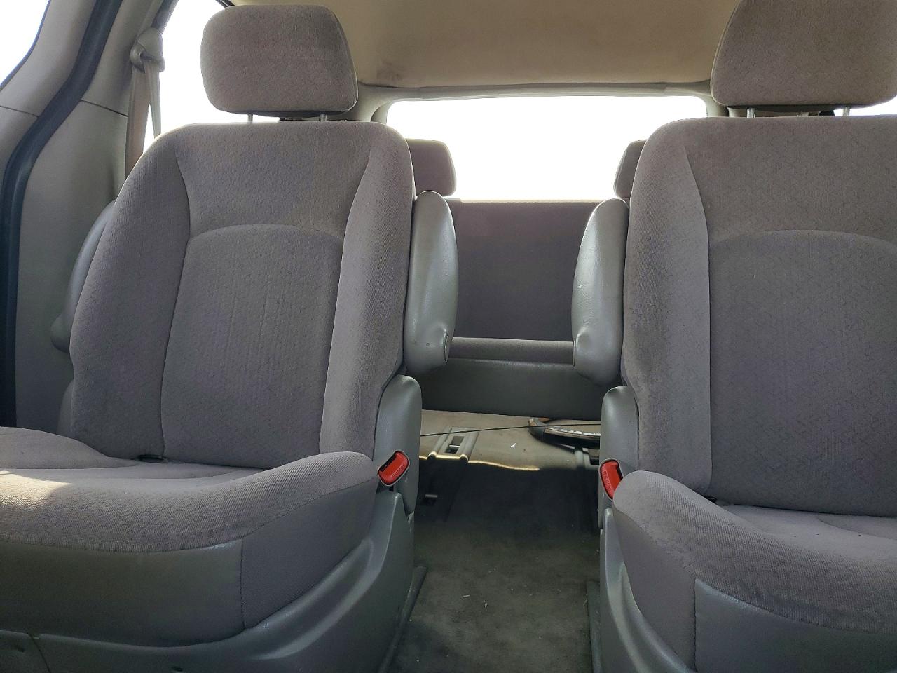 2003 CHRYSLER TOWN & COUNTRY photo 19