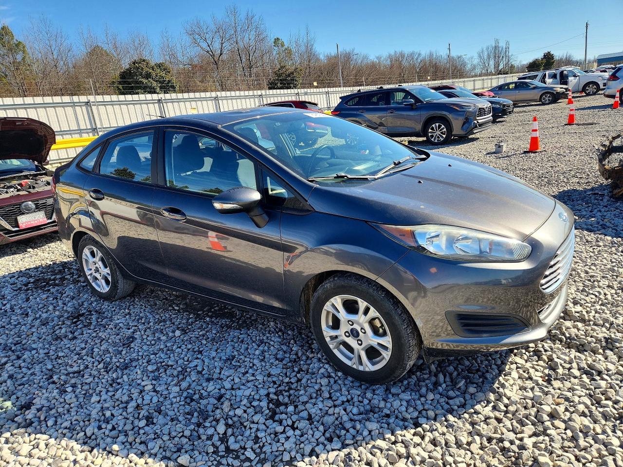 2015 FORD FIESTA SE photo 7