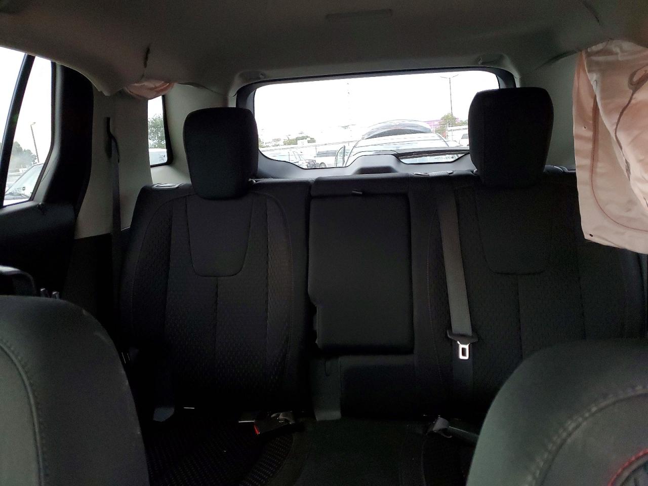 2015 GMC TERRAIN SLE photo 28