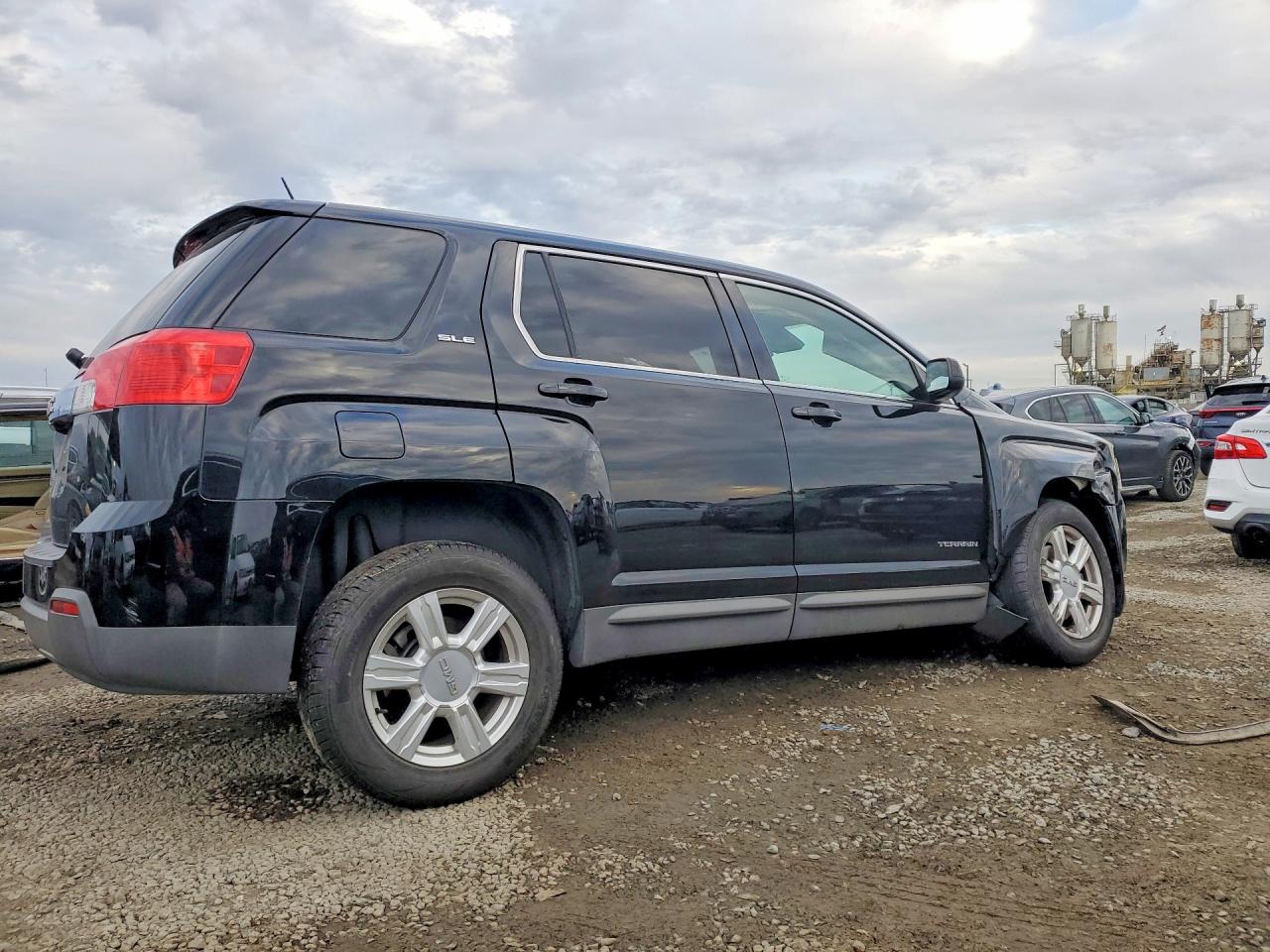 2015 GMC TERRAIN SLE photo 7